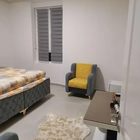 Lovely One-bedroom In The Center Appartement Bijeljina